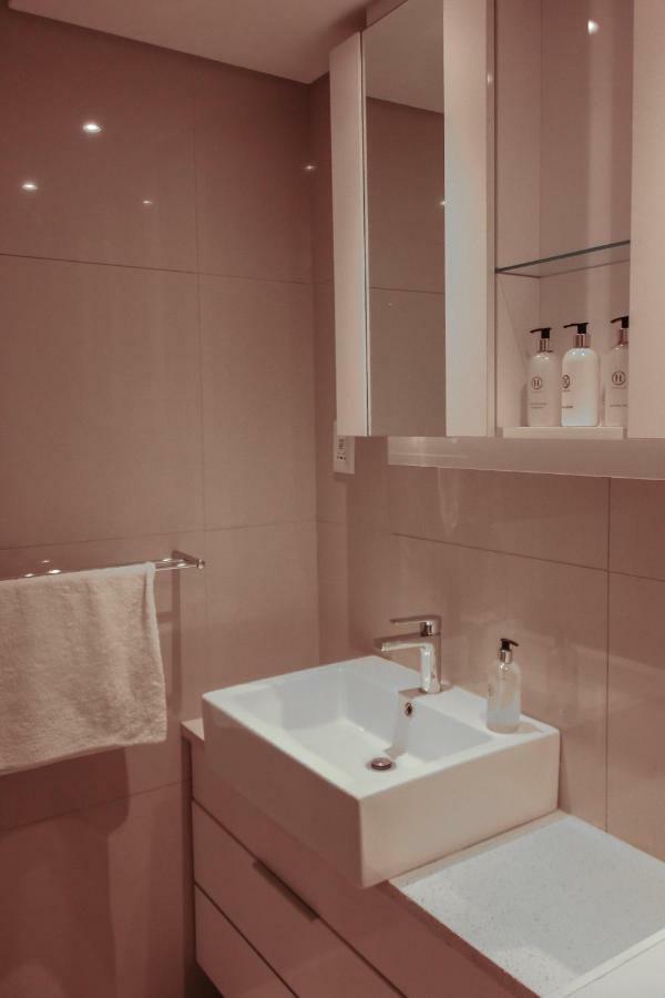 Itowers Studio Suite กาโบโรเน ภายนอก รูปภาพ